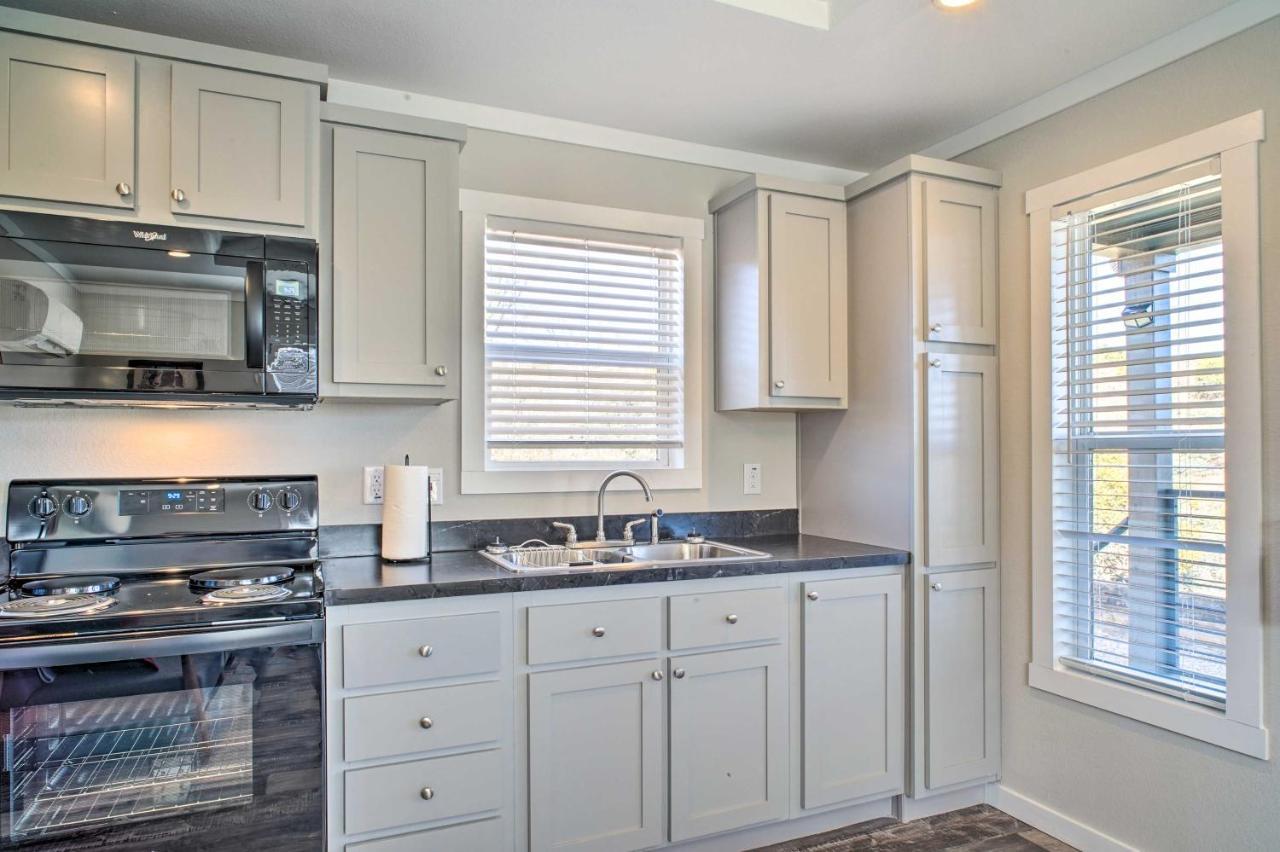 The Roadrunner - Silver City Oasis With Views! 외부 사진